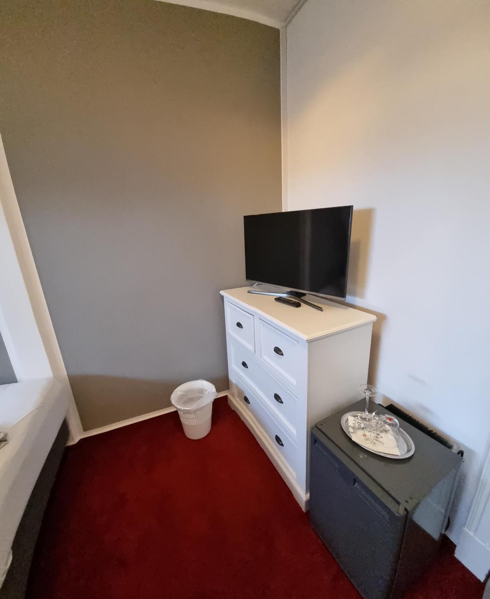Hotel-Cafe-Lindow Wenningstedt-Braderup Εξωτερικό φωτογραφία